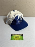 Walt Garrison Signed Dallas Cowboys Hat