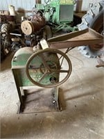 John Deer No 1 B Corn Sheller