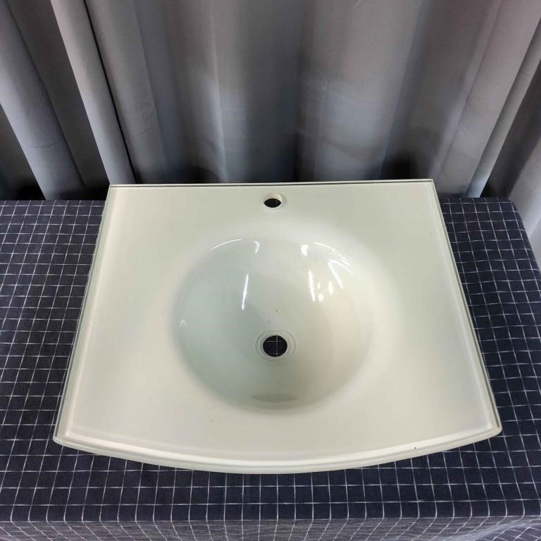 I3 24  Inch Wide Glass Sink top 28 inch deep
