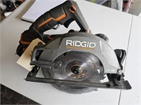 18V Rigid saw with Battery