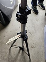 Tripod - Broken attachment on leg