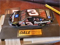 DALE EARNHARDT 1:24  1996 DIE CAST CAR