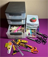 Plastic Storage Drawers + Pens / Pencils, Scissors