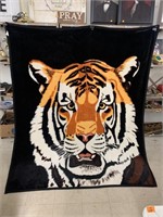 Tiger Blanket 
Approx 6ft x 7ft