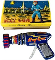 BOXED JAPANESE FRICTION RAY GUN W/ SIREN