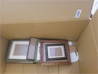 BOX WITH PICTURE FRAMES