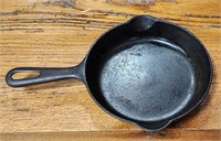 No. 3 Small Block Griswold Skillet