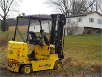 Hyster 120 forklift as is NO forks AC554