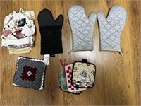 Oven Mitts, Hot Pads and Clothes
