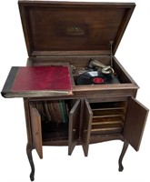 VICTROLA PHONOGRAPH FULL CABINET