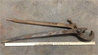 LARGE PIPE TONGS