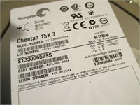 5x Hard drives Cheetah 15k.7 in sleds
