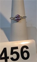 10K Ring w / purple&clear stones sz. 7 - 1.62grams