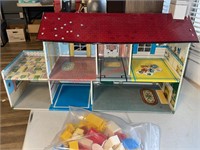 Marx Tin Litho Doll House with Furniture