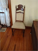 Beautiful vtg high back chair