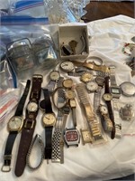Large group of vintage watches incl bulova and