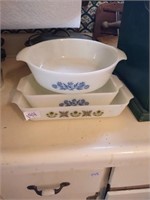Vintage fire king bakeware , only one pc is