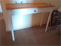 Great single drawer hall table. Approx 45 inches