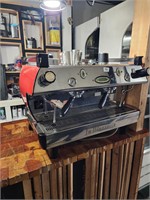 La Marzocco 2 Group Espresso Machine (GB5 2EE)