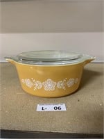 Butterfly Gold Pyrex Dish w/Lid