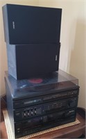 Quasar stereo system turntable W/a few records