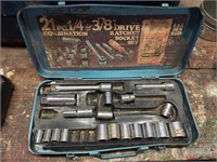 Partial socket set in case