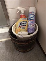 Trash can w cleaning supplies