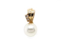 7mm Pearl & 14ct yellow gold pendant