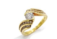 Diamond & 18ct yellow gold wave ring retailed