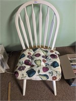 Wood chair and pad