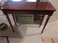 Accent table 32x12x29