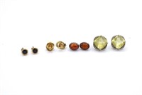 Four pairs of gem set gold / silver earrings