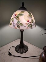 Glass shade lamp 14 inch