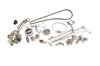 Silver jewellery group