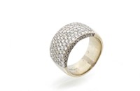2.20ct Diamond & 18ct white gold dress ring