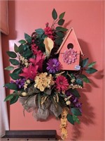 Grapevine wreath w birdhouse
