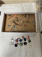 Mixed vintage jewelry