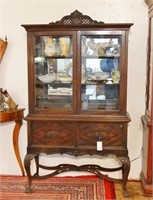 Am. Chippendale Walnut Claw Foot China Cabinet