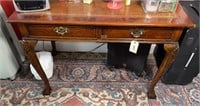 LADIES LEATHER TOP WRITING DESK