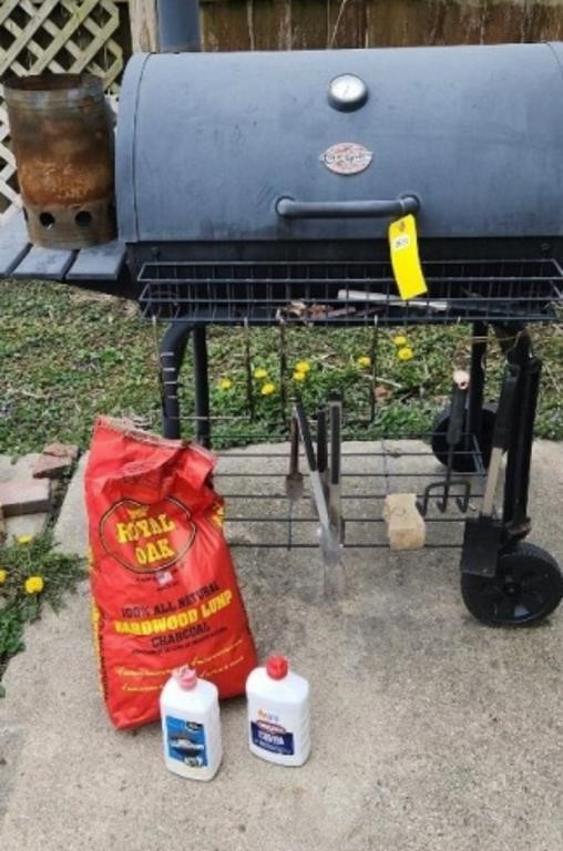 CHAR-GRILLER CHARCOAL GRILL W/ ACCESSORIES