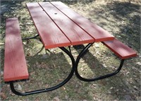 Metal Frame Picnic Table: 72"x 61"x 29"