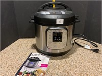 Instant Pot Slow Pressure Cooker+
