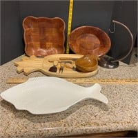 Wooden Bowls Serving Platters & Cutters+