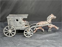 VTG Cast Iron Unbranded Amish Horse & Buggy Toy