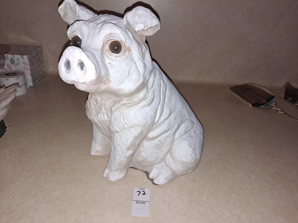 11 Inch high pig