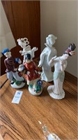 5 Oriental figurines. Geisha girls and others