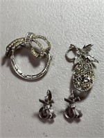 2 brooches with rhinestones & Hedy earrings,