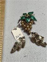 Vintage Coro brooch and earrings