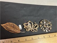 3 vintage pins, some with rhinestones