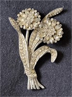 Vintage silver tone floral rhinestone brooch